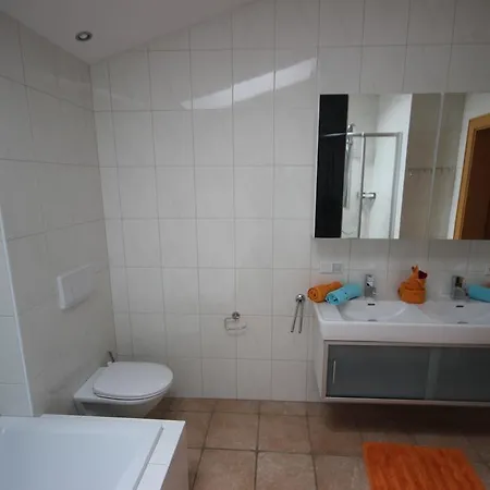 Alpenappartement كابرون